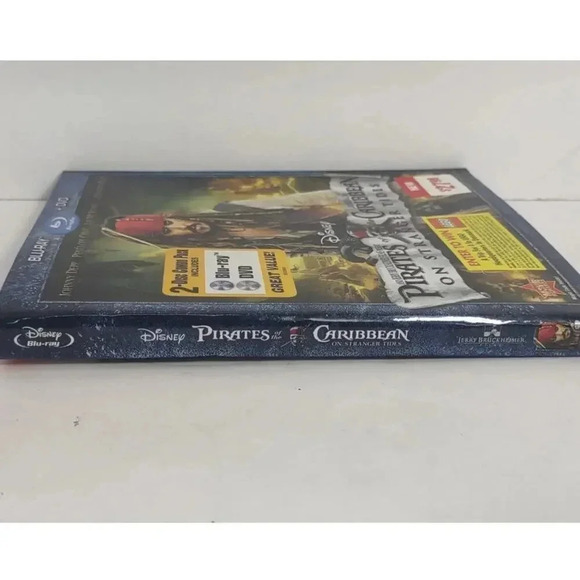 Disney Pirates Of The Caribbean Blu-Ray DVD 2 Disc Combo - Picture 3 of 3